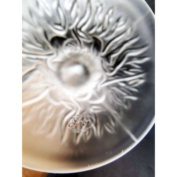 Bud Vase Fenton Satin Glass Lion Head Frosted Clear Crystal Signed Vintage Retro - Picture 13 of 15